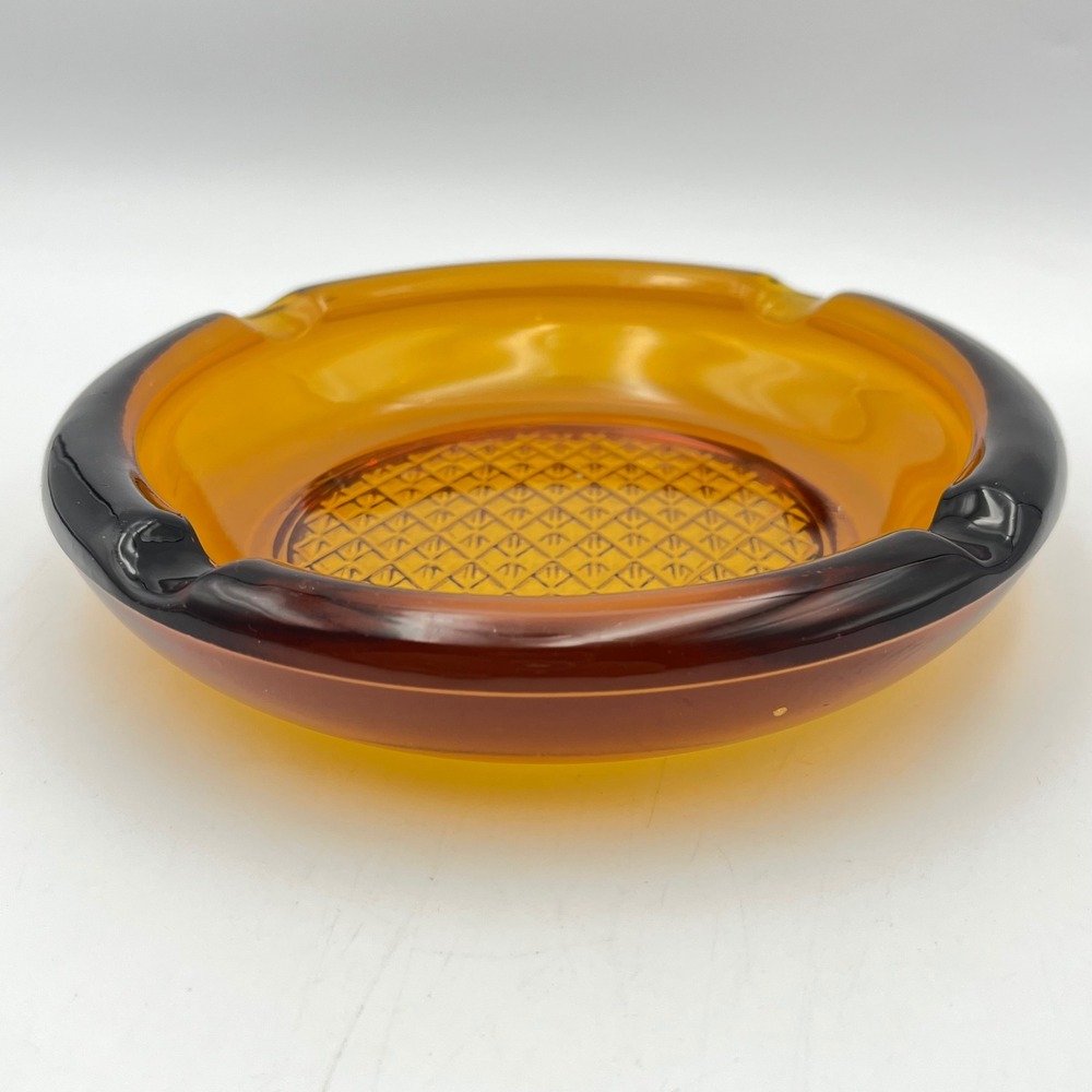 Amber Glass Ashtray 6in Round Waffle Diamond Pattern MCM 4 Rest Vintage